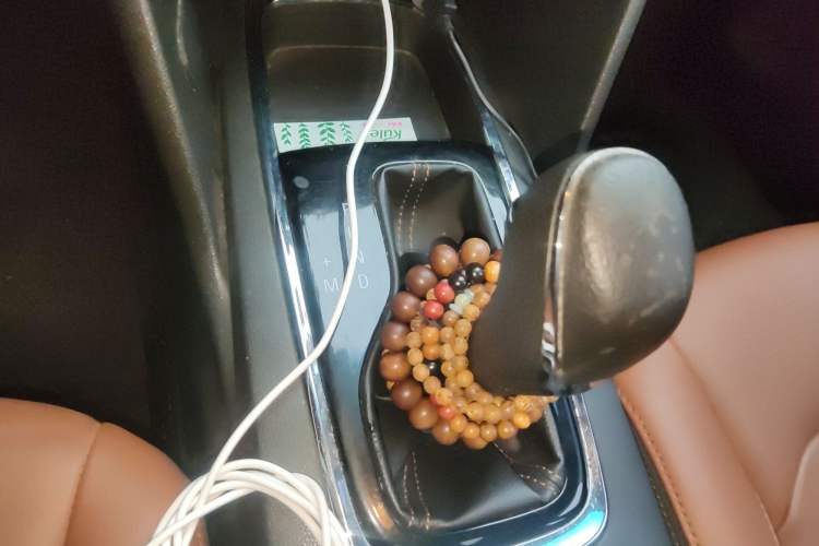 Used Chevrolet Cavalier 2016 1.5L Automatic Xinsong Edition Gear Lever