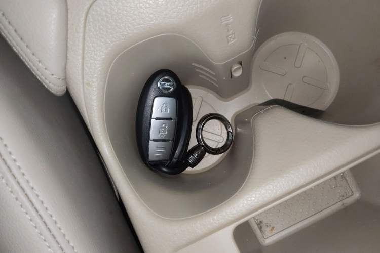 Used Nissan X-Trail 2014 2.0L CVT Comfort Edition 2WD Vehicle Key