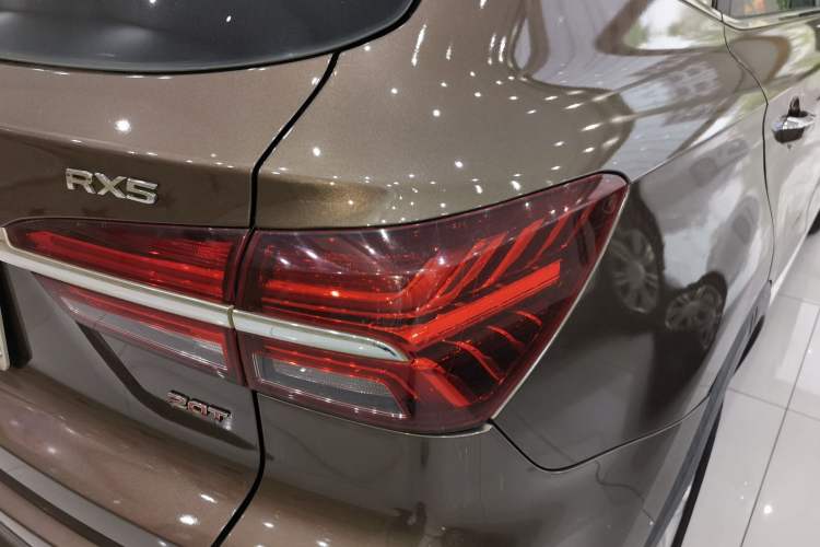 Used Roewe RX5 2018 20T Two-Wheel Drive Automatic Flagship Edition
