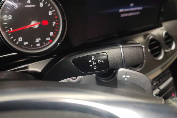 Used Mercedes-Benz E-Class 2017 E 200 Sport