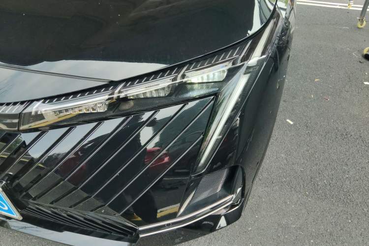 Used GAC Trumpchi EMKOO 2022 2.0T Neutron Star Max Edition
