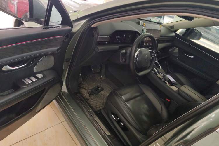 Used Hima AITO M5 2022 Extended-Range Four-Wheel Drive Performance Version