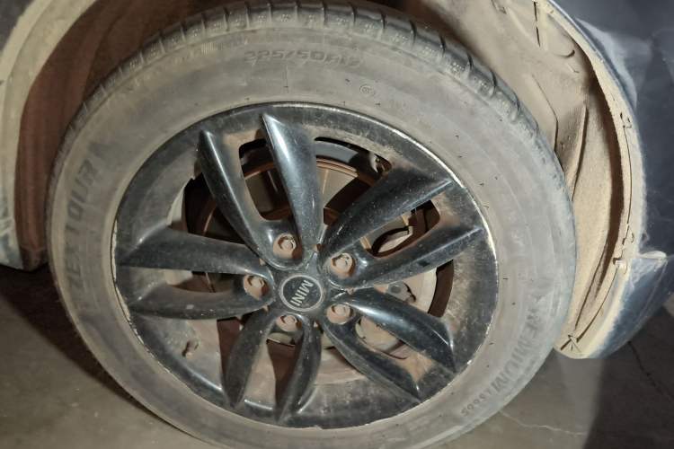 Used MINI Countryman 2013 1.6T COOPER ALL4 Fun Right Front Wheel Hub