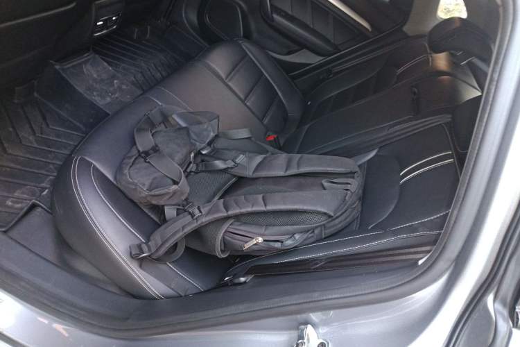 Used MG 6 2017 20T Manual Luxury Smart Connect Version China V Standard