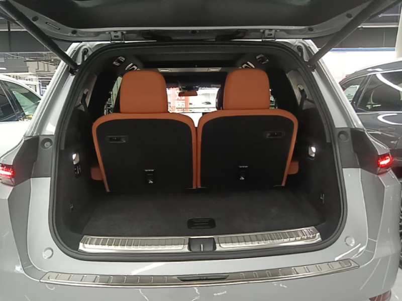 Used Li Auto L9 2024 Ultra Model — 18