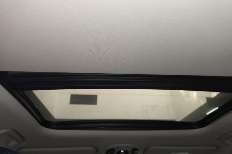 Used Lynk & Co 06 2021 1.5T Shero Pink Special Edition
