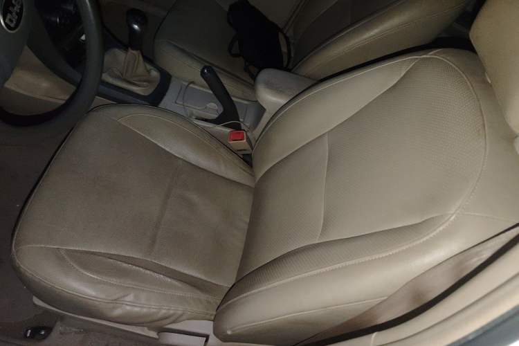 Used BYD L3 2011 New Fengchang Edition 1.5L Manual Comfort Model