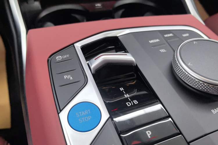 Used BMW i3 2024 eDrive 35 L
