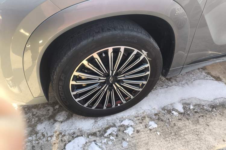 Used Chery Tiggo 9 C-DM 2025 1.5T 106KM Ultra-Comfort Edition 5 Seats Lithium-NMC