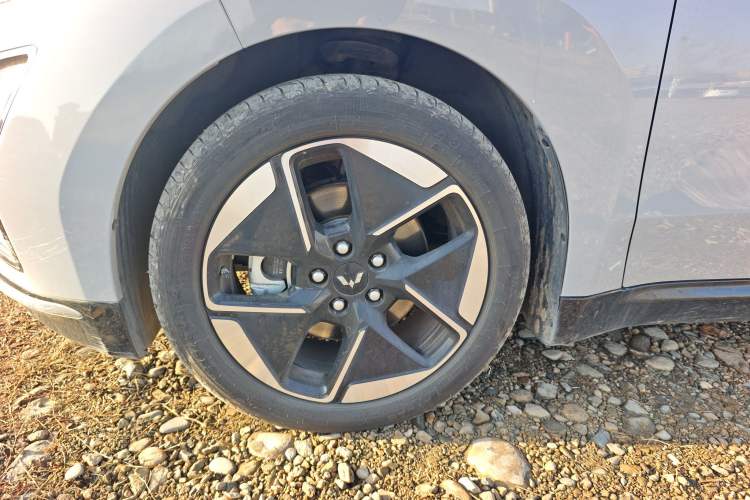 Used Wuling Xingguang 2024 Co-Creation Edition 510 Advanced Model