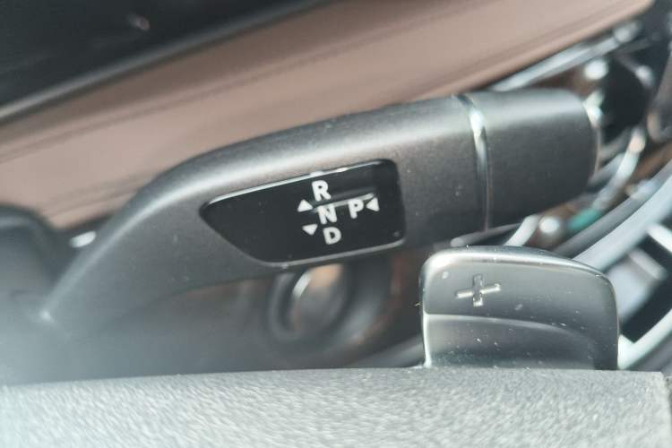 Used Mercedes-Benz S-Class 2014 S 320 L Business Model