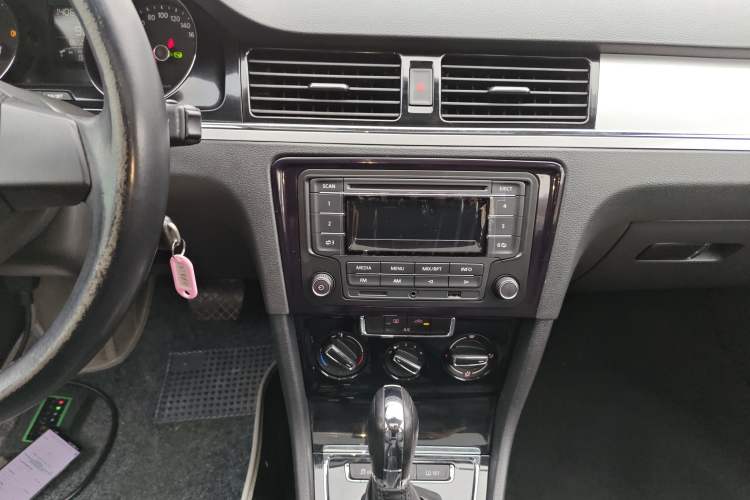 Used Volkswagen Bora 2014 1.6L Automatic Comfort Model