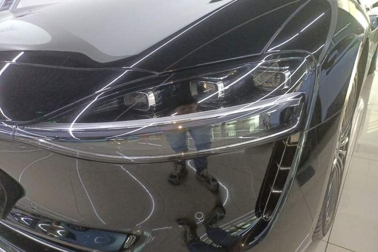 Used Hima Stelato S9 2025 Extended-Range Ultra Left Front Headlight