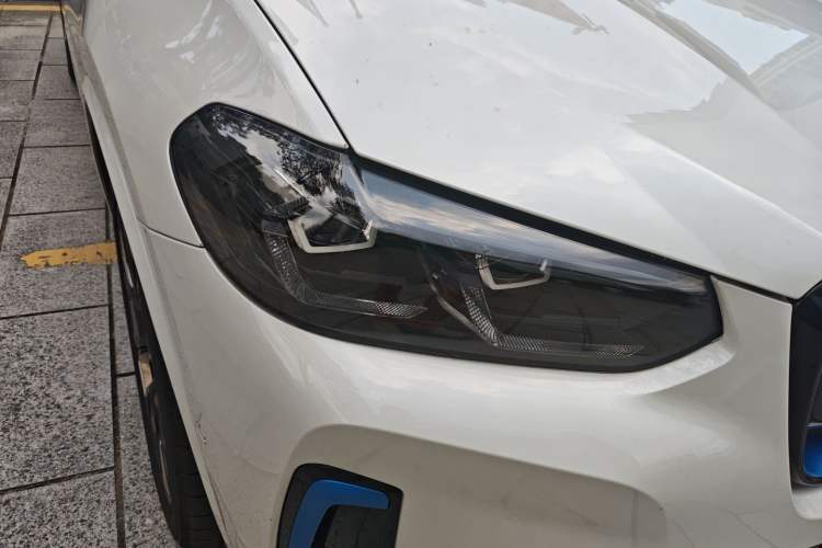 Used BMW iX3 2021 Updated Leading Edition
