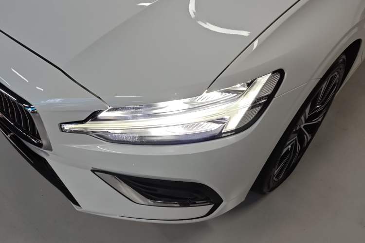 Used Volvo S60 2024 B4 Zhiyuan Luxury Edition