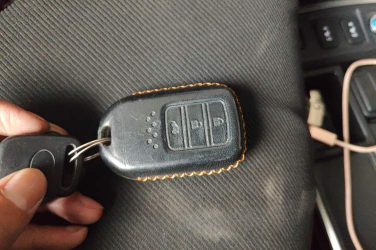 Used Honda CR-V 2015 2.4L Four-Wheel Drive Prestige Edition
