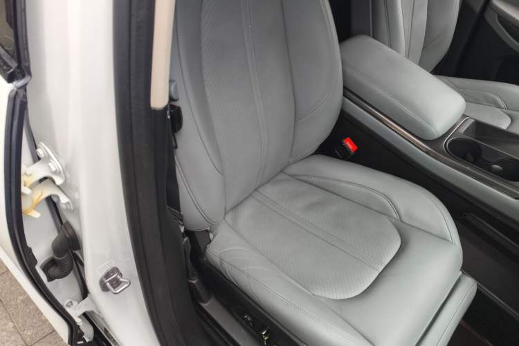 Used Nio ES6 2019 430 km Performance Version
