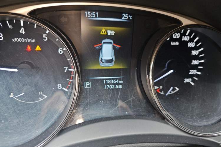 Used Nissan X-Trail 2015 2.0L CVT Comfort MAX Edition 2WD