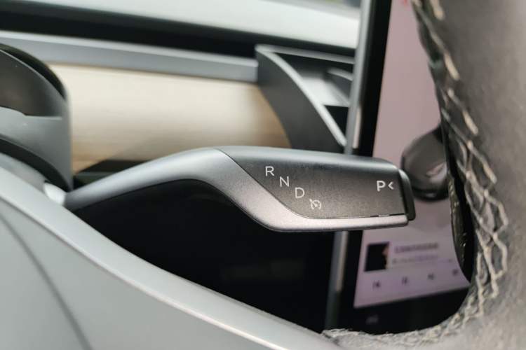 Used Tesla Model 3 2022 Rear-Wheel-Drive Version
