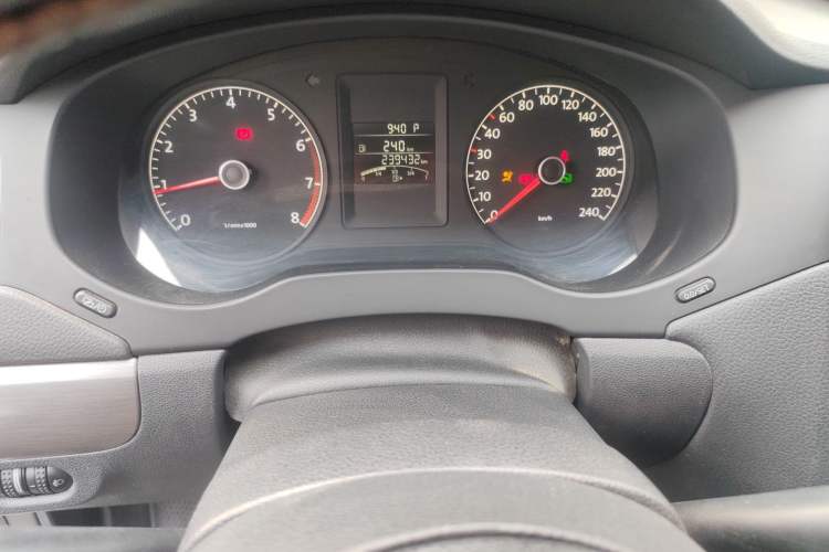 Used Volkswagen Sagitar 2012 1.6L Automatic Fashion Edition
