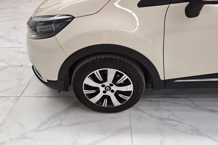 Used Renault Captur 2015 1.2T Automatic Comfort Edition
