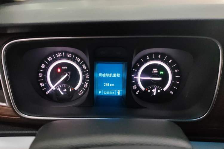 Used Buick GL8 2018 28T Comfort Model China VI Standard