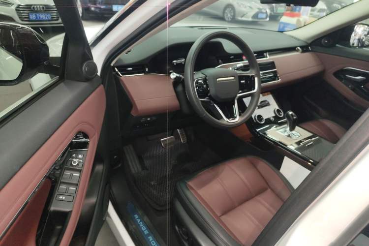 Used Land Rover Range Rover Evoque 2022 Facelifted Aurora L 249 PS R-Dynamic Luxury Edition