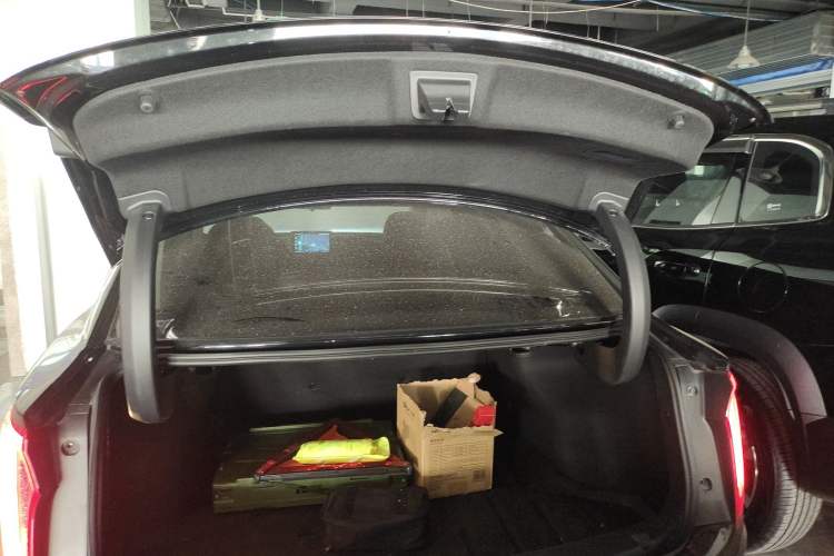 Used Hongqi E-QM5 2024 560km PLUS