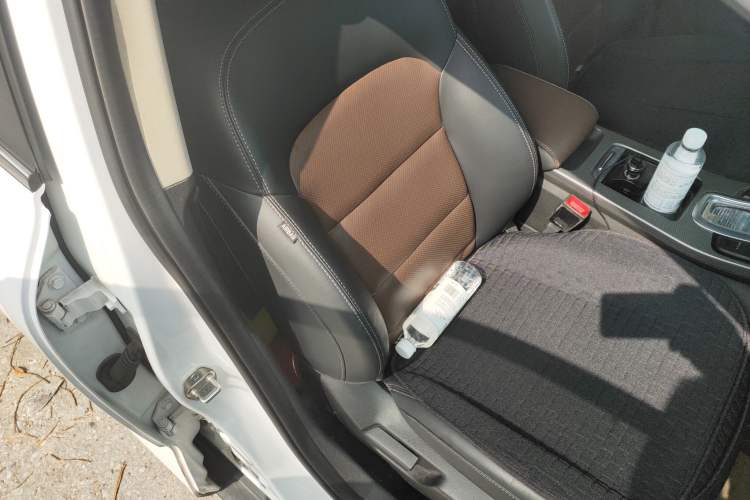 Used Geely Auto Emgrand GS 2016 Elegant Edition 1.3T Automatic ZhenShang Model Right Front Seat