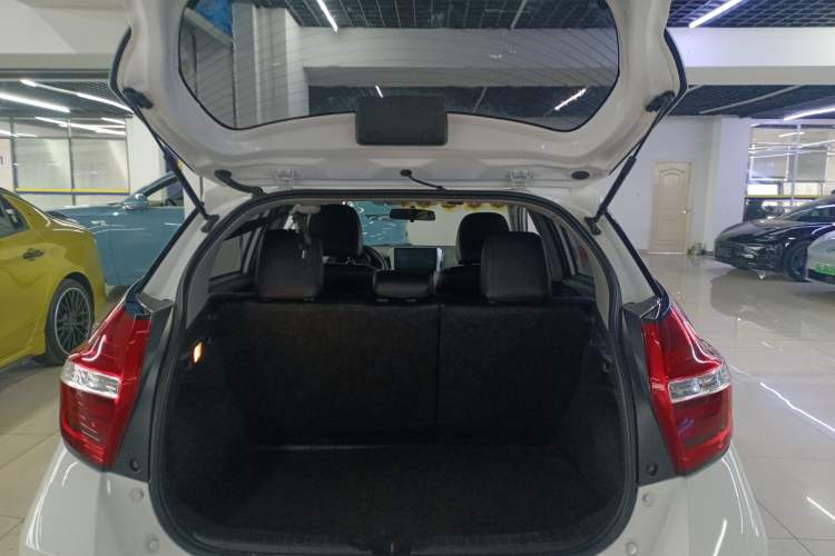 Used Toyota YARiS L Zhi Xuan 2016 Revised 1.5E CVT Charming Edition