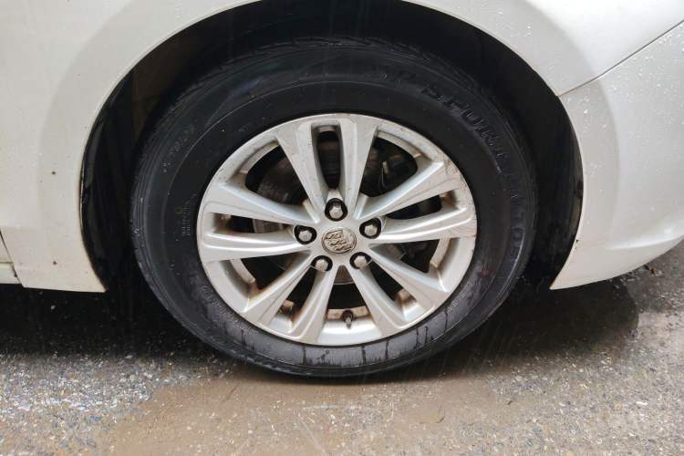 Used Buick GT 2016 15N Manual Entry-Level Trim