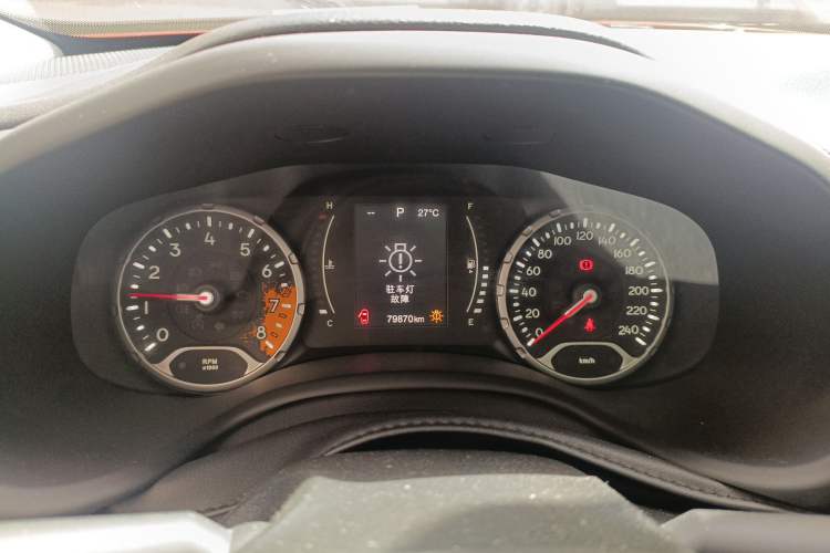 Used Jeep Renegade 2017 180T Automatic High-Energy Version Instrument Cluster