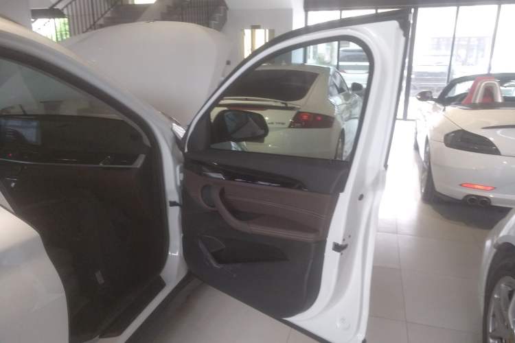 Used BMW X1 2020 sDrive25Li Leading Model