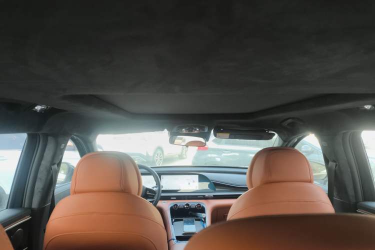 Used EXEED Lingyun 2025 300T Two-Wheel Drive Starry Edition
