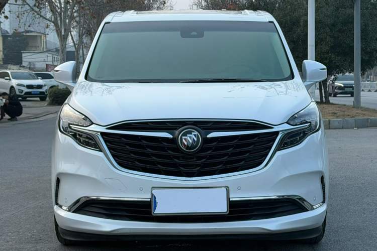 Used Buick GL8 2022 ES Landtrek 653T Luxury Edition
