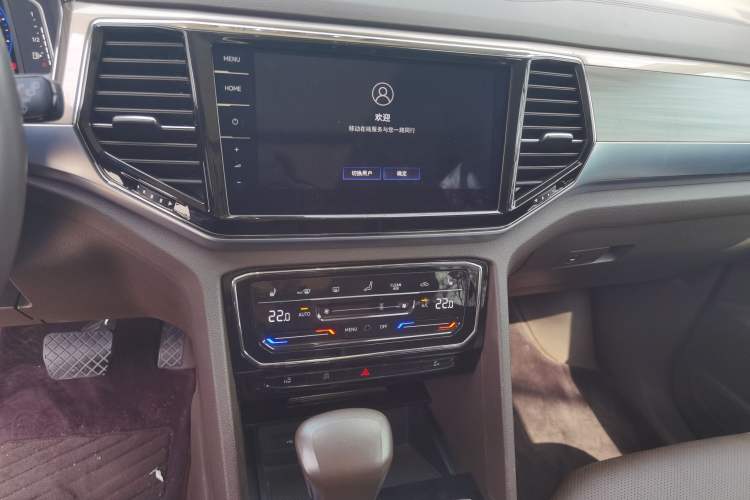 Used Volkswagen Viloran 2020 380TSI Prestige Edition Audio And AC Panel