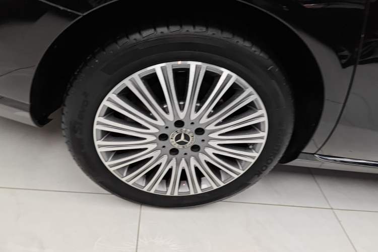 Used Mercedes-Benz E-Class 2022 E 300 L Stylish Model