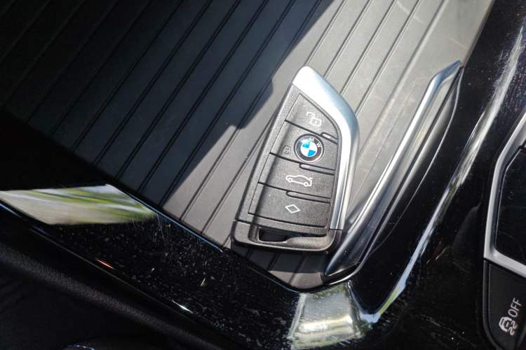 Used BMW X3 2022 M40i Vehicle Key