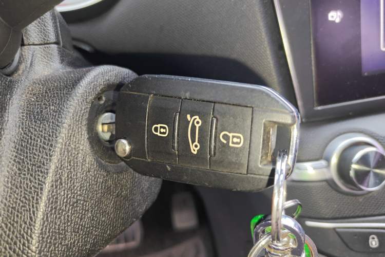 Used Peugeot 408 2015 1.2T Automatic Luxury Edition
