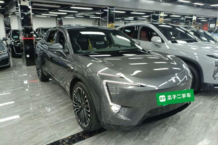 Used Avatr 11 2022 Long-Range Dual-Motor Luxury Edition 5 Seats