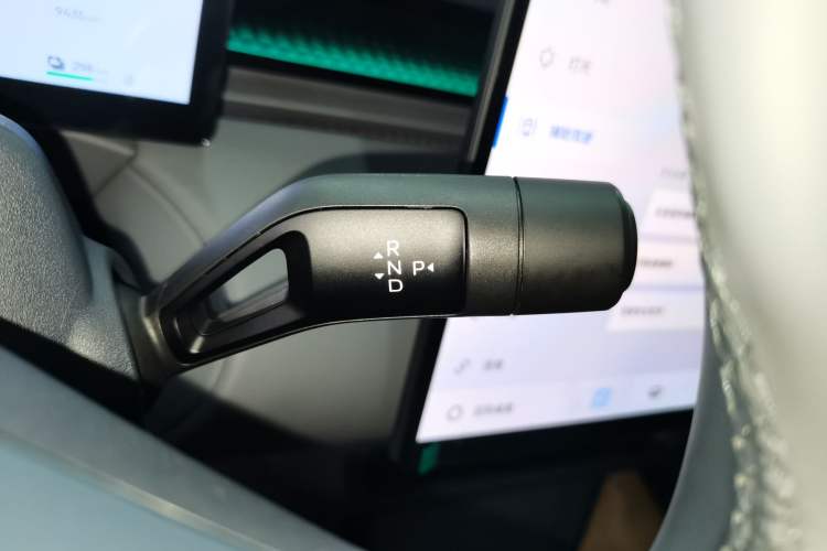 Used Lynk & Co Z20 2025 530 km Range Rear-Wheel Drive Max
