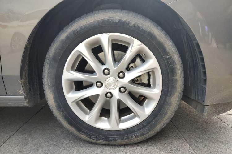 Used Buick GL6 2018 18T 6-Seater Luxury Model