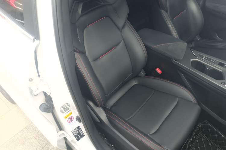 Used CHANGAN OSHAN X5 PLUS 2023 1.5T DCT Navigation Edition Right Front Seat