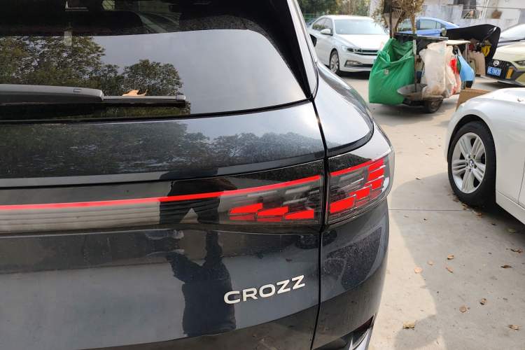 Used Volkswagen ID.4 CROZZ 2024 Facelifted PRO Right Rear Taillight