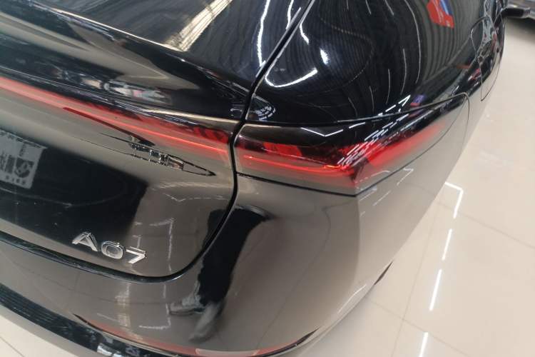 Used CHANGAN NEVO A07 2024 All-Electric "True Fragrant" Edition 515 Elite Model Right Rear Taillight