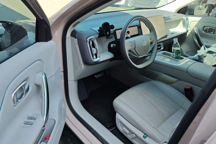 Used Leapmotor B01 2025 650 LiDAR Edition
