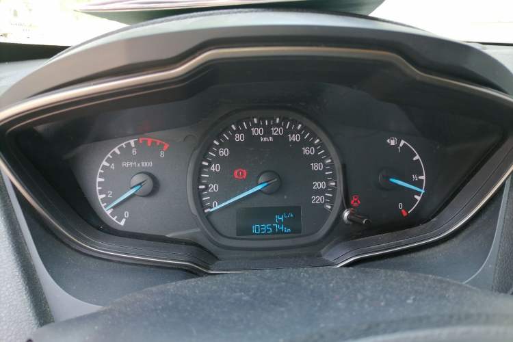 Used Ford Escort 2015 1.5L Manual Comfort Model Instrument Cluster