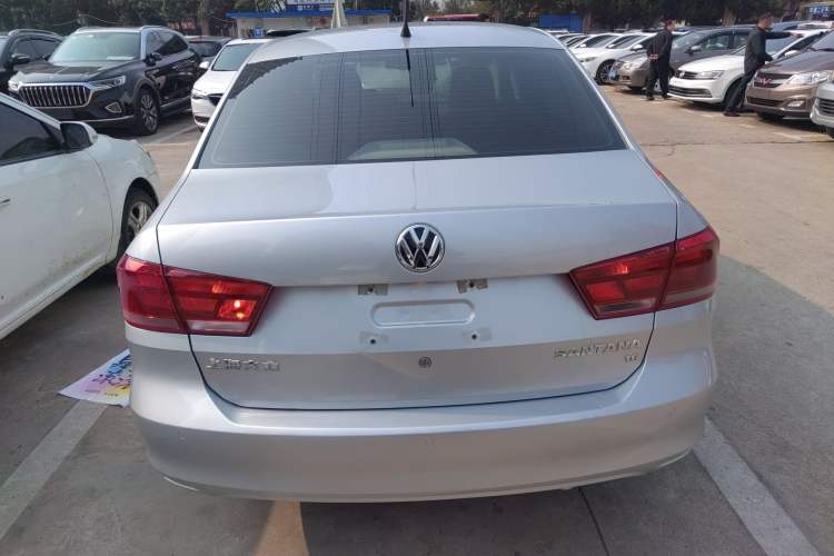 Used Volkswagen Santana 2015 1.6L Manual Comfort Edition Rear