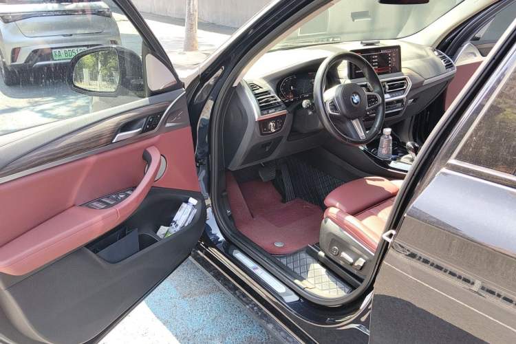 Used BMW X3 2022 Second Facelift xDrive30i Leading Edition M Night Sky Package