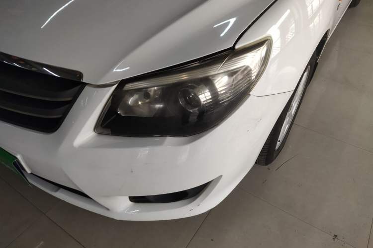 Used BYD L3 2015 Energy-Efficient Model 1.5L Automatic Comfort Edition Left Front Headlight